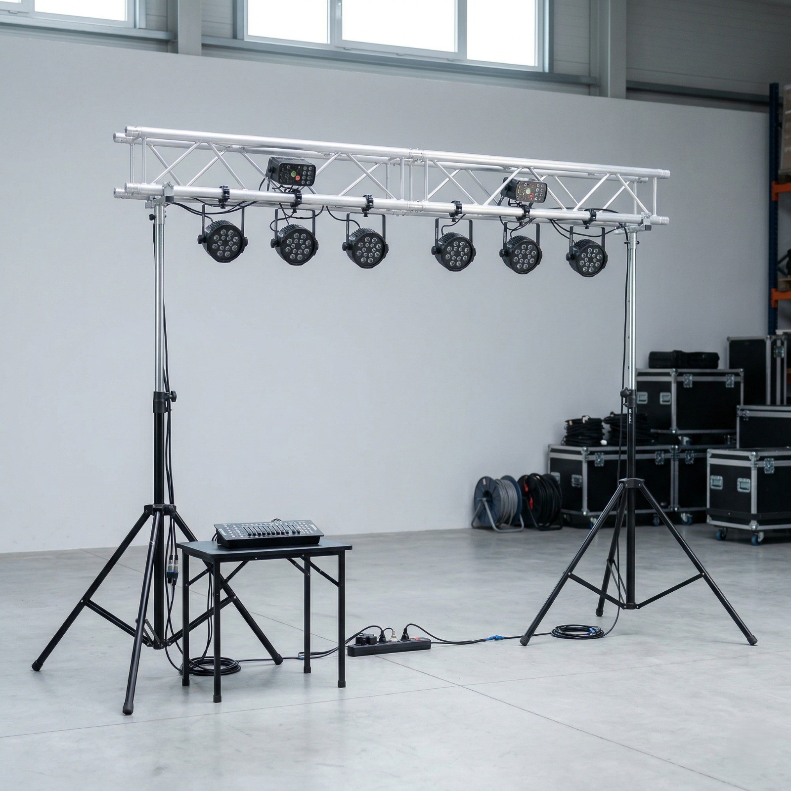 Schela lumini DJ Nicky